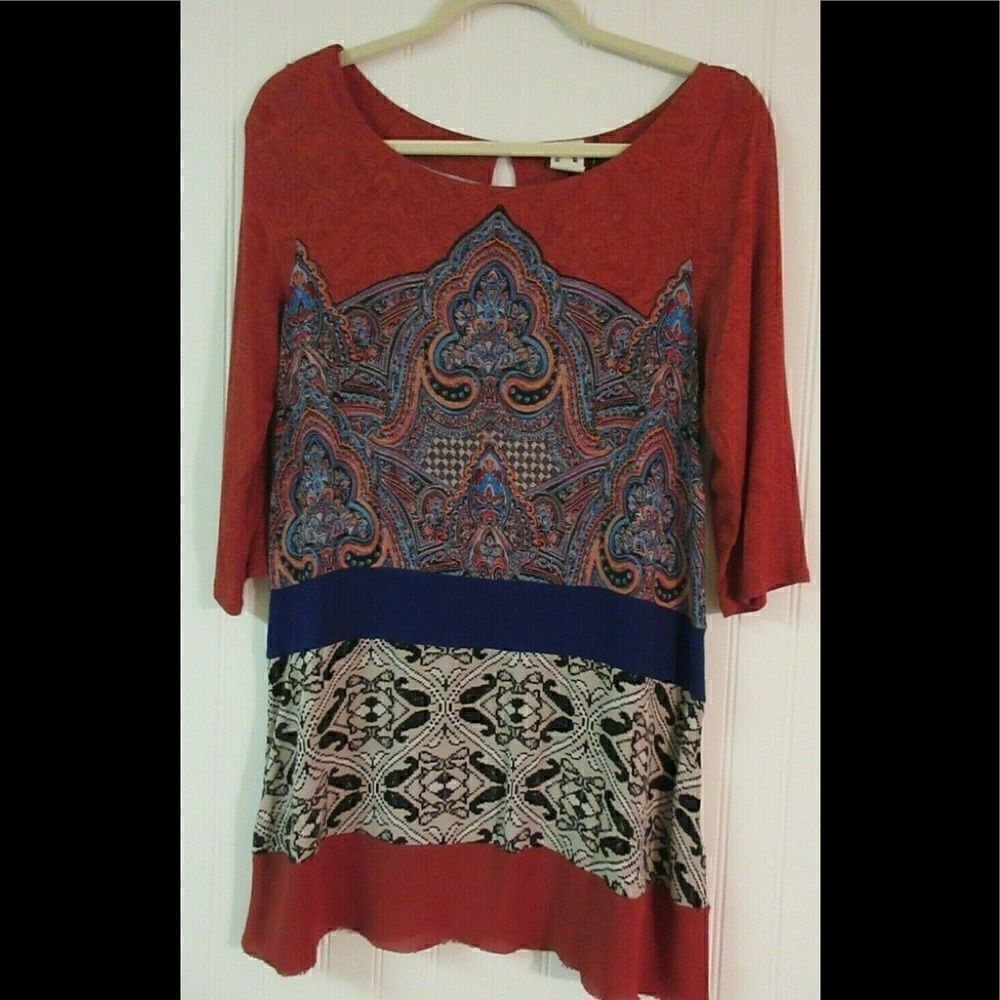Anthropologie top by Akemi & Kin Small